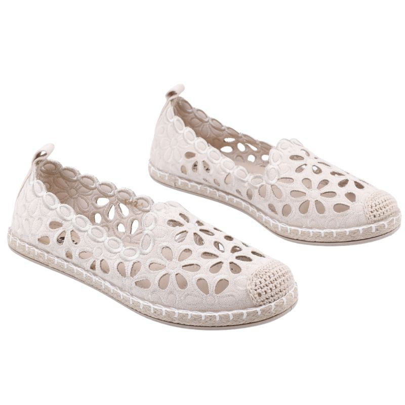 e64dfea5bf9c4145b0fc220cad2a1923