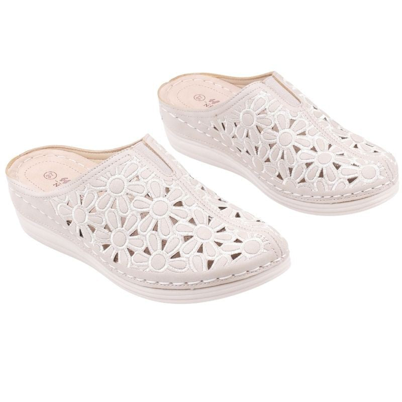 4bf35df7b23e23ed29e5caa0d553a069