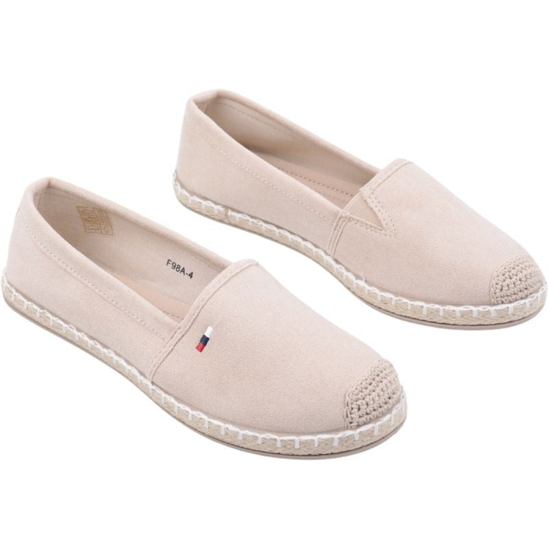 23b046a3410b4ce5fa1252c68936856f