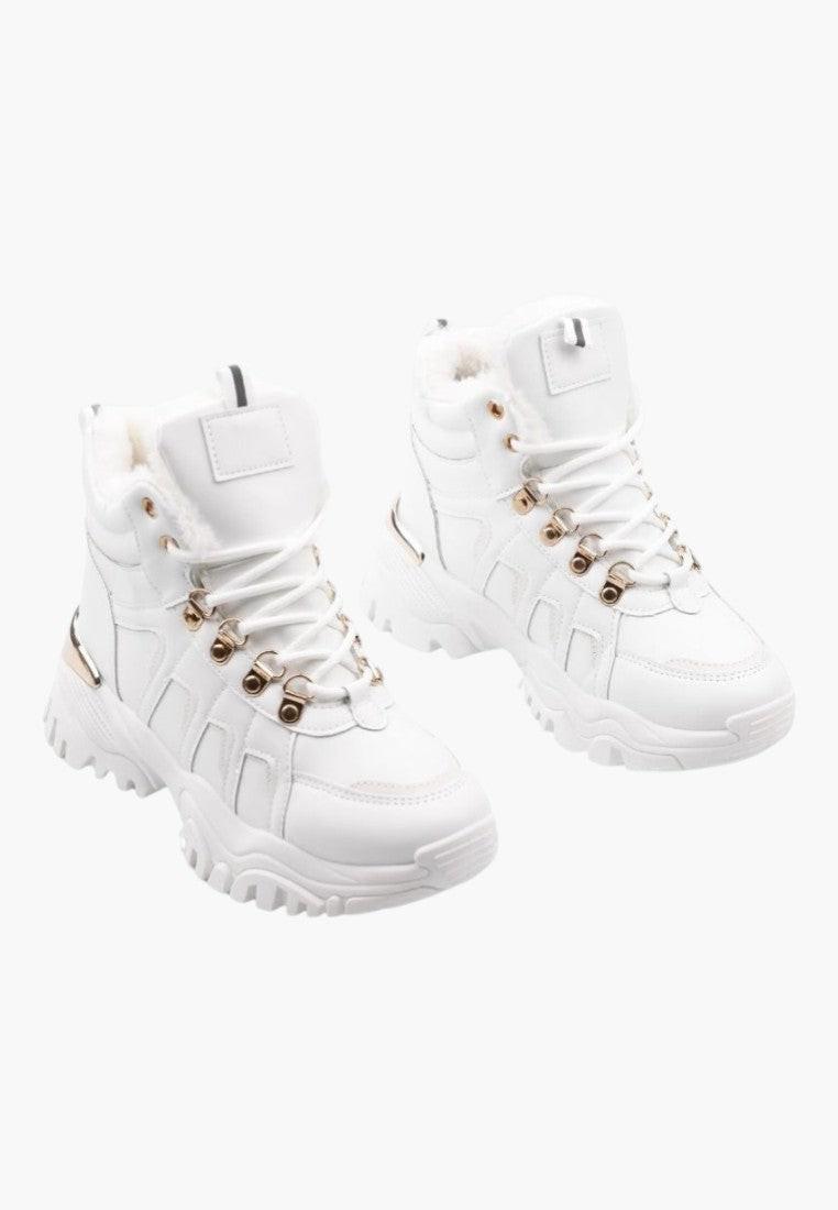Białe sneakersy botki w stylu życia, widok z boku.