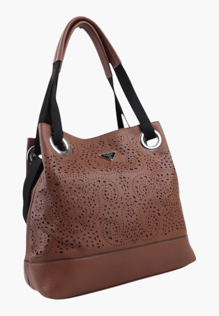 Falio brązowa torebka shopper z ekoskóry, widok z boku.