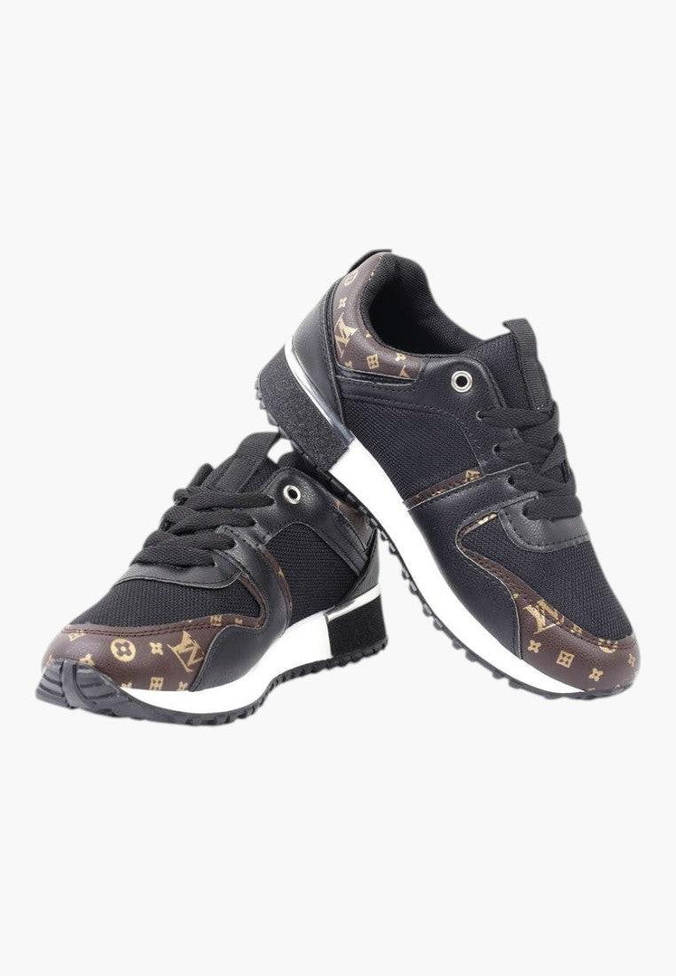 Czarno złote sneakersy damskie w stylu lifestyle, sznurowane, na białym tle.