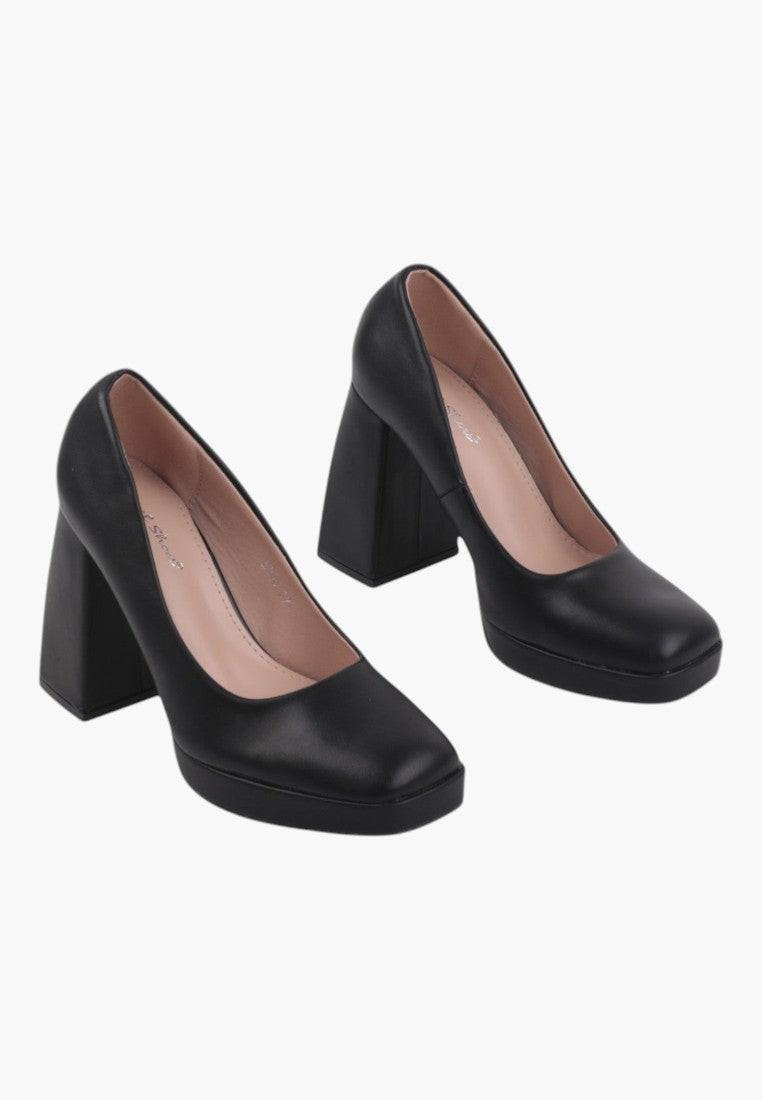 Czółenka damskie czarne z chunky heel, widok z boku