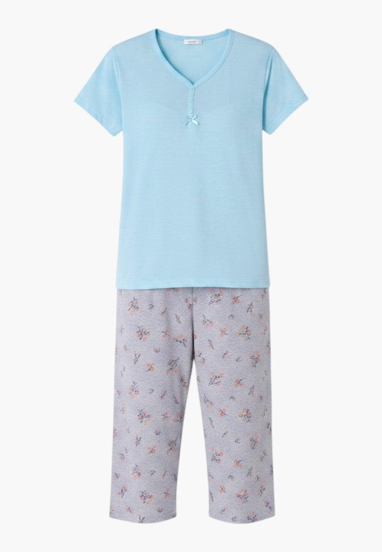 Falio light blue cotton short sleeve v-neck pajama set with floral print 3/4 capri pants.