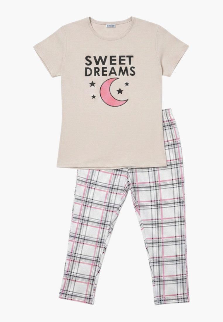 Falio women's beige cotton pajama set with short sleeves, featuring a 'Sweet Dreams' graphic and plaid pants.