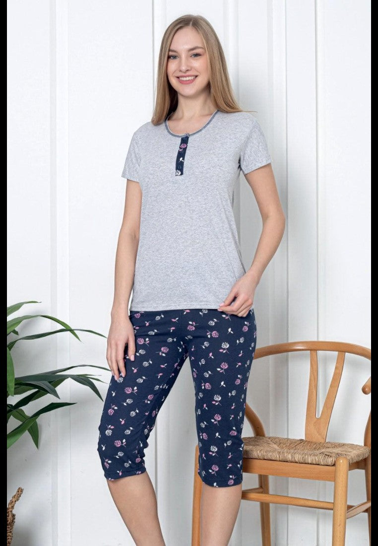 Falio women's grey short-sleeve pajama top with button detail and navy floral 3/4 pants. 100% cotton.