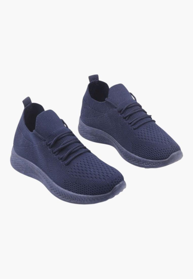 Granatowe buty sportowe Joanela w stylu lifestyle na białym tle.
