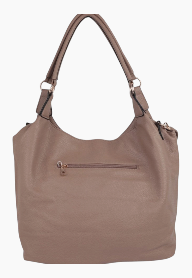 Back view of the brązowa torebka shopper z zamkiem i paskiem na ramię.