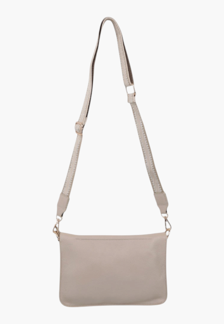 BEIGE.