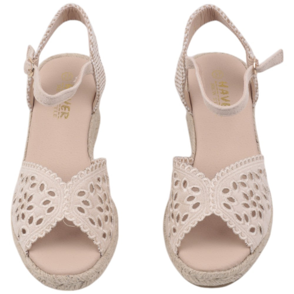 b79cc90f22bc5dd72f82e392b6e1c4f9