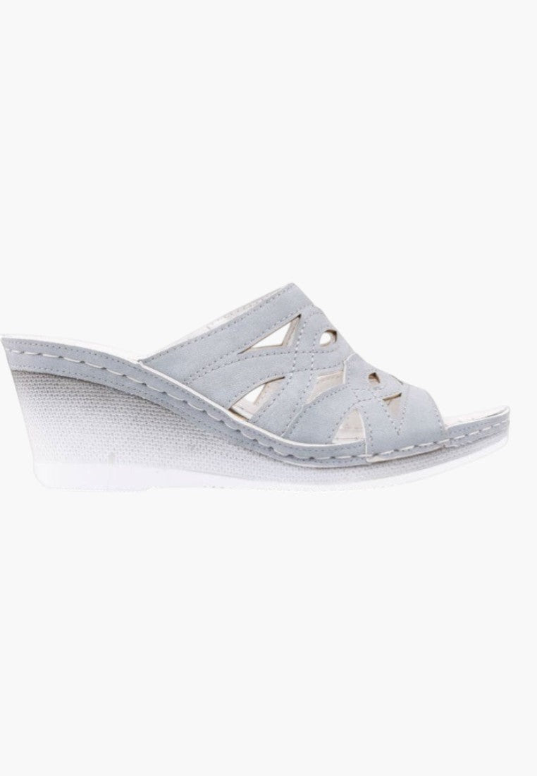 7b82fc1d6e6ebe361b7eaa0b753925e7