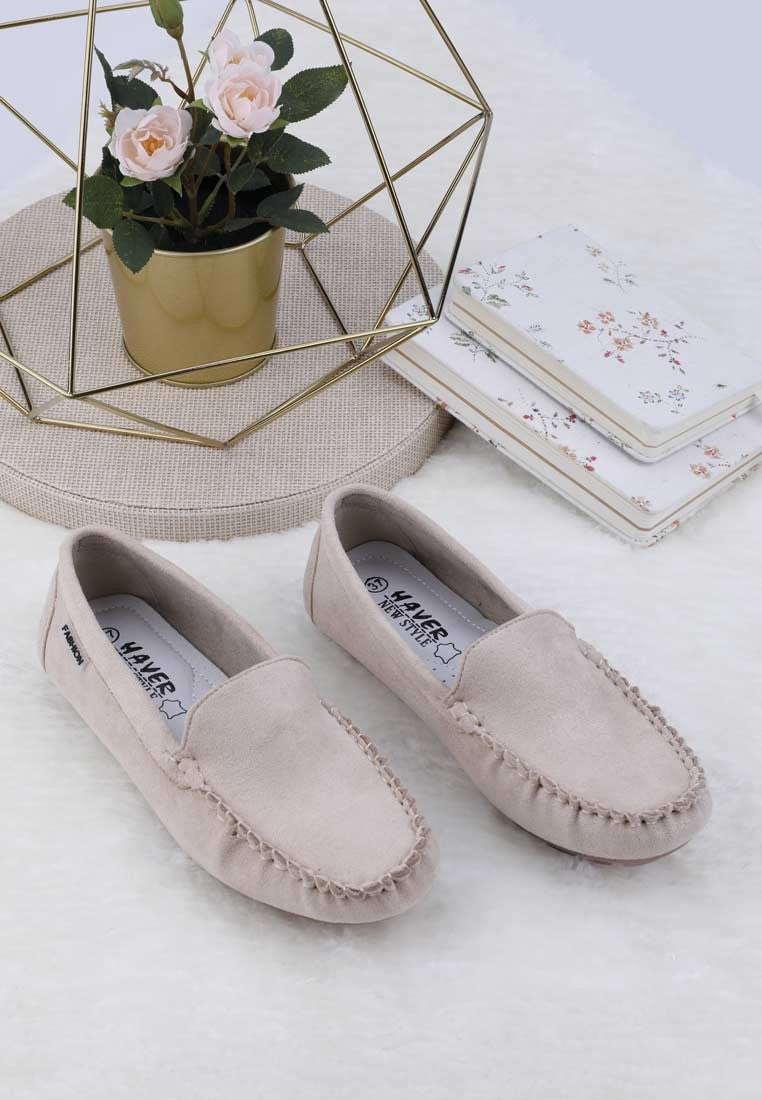 9b1de640bd2d5f124e5523de3ce92bc9