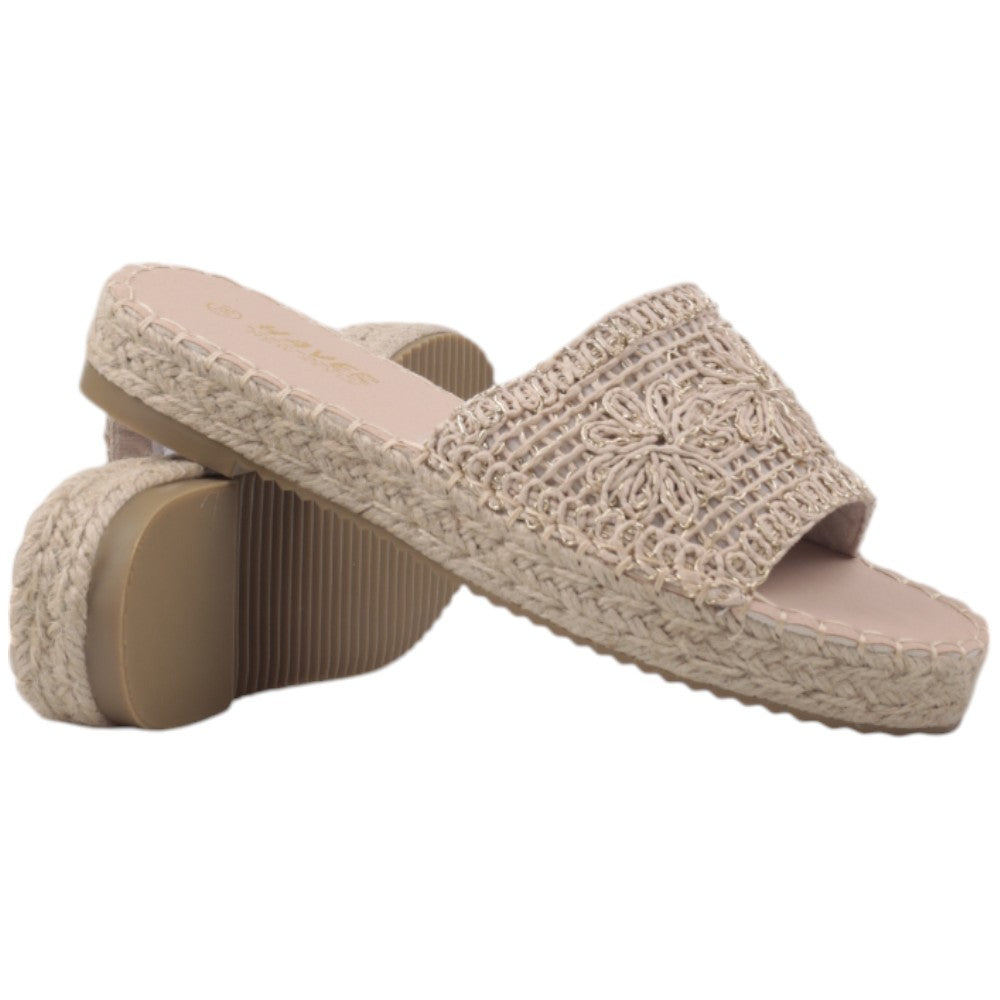 d9252dfb77104e5d3fb62895051ebd3f