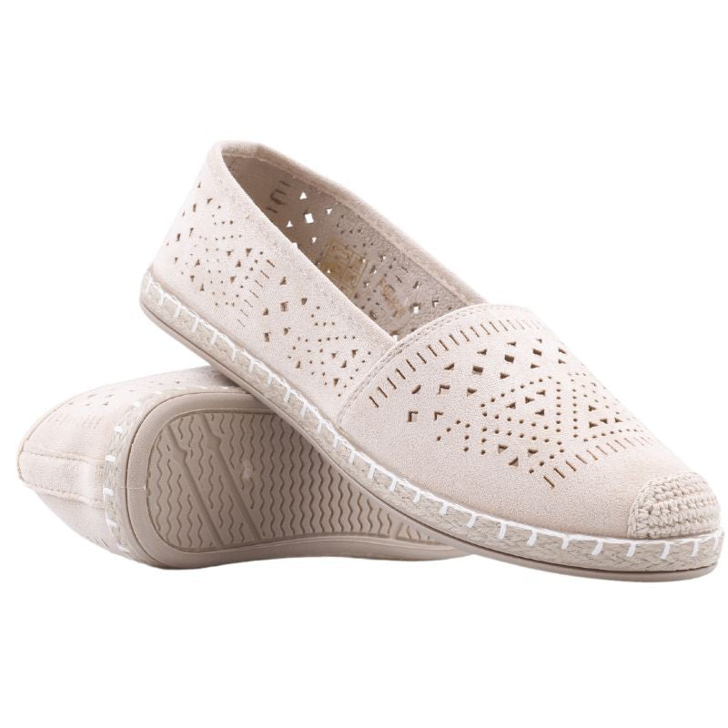 c2cb1ea3402ce943afa2316264e2ddb1