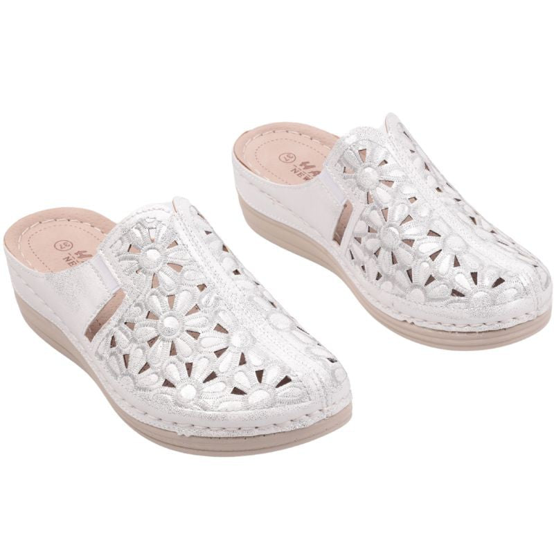 2bf49fe4ea11bcaabd8726d2a15bfe6d