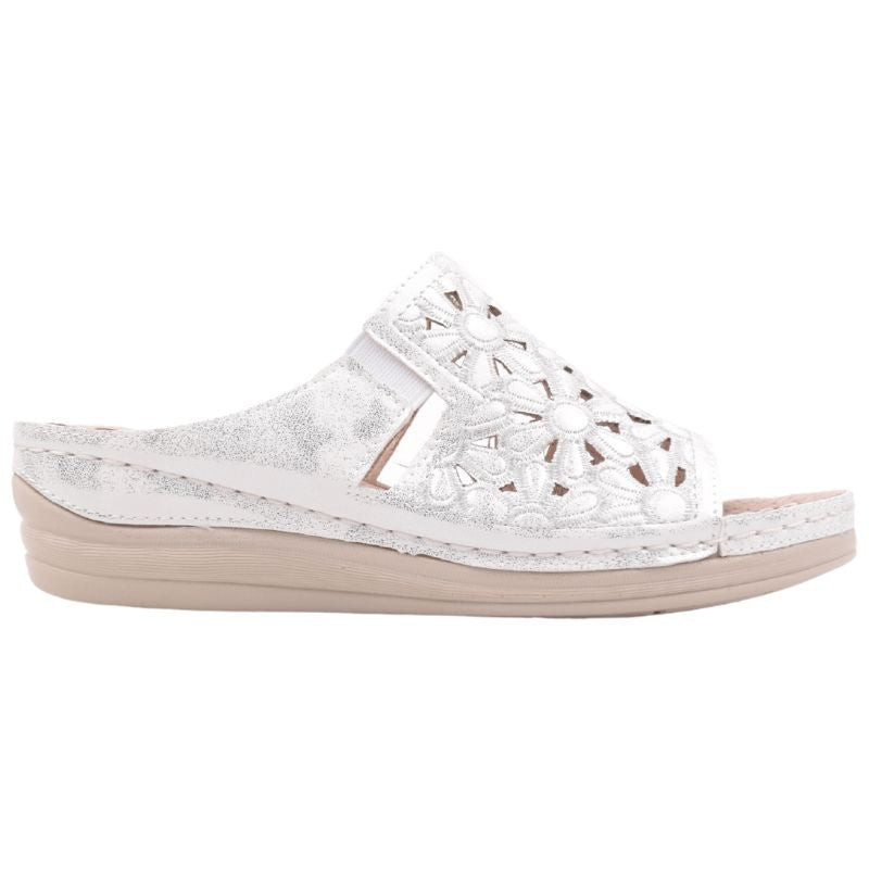 fb183f9887a8b6eeea023d1b5d41a74a