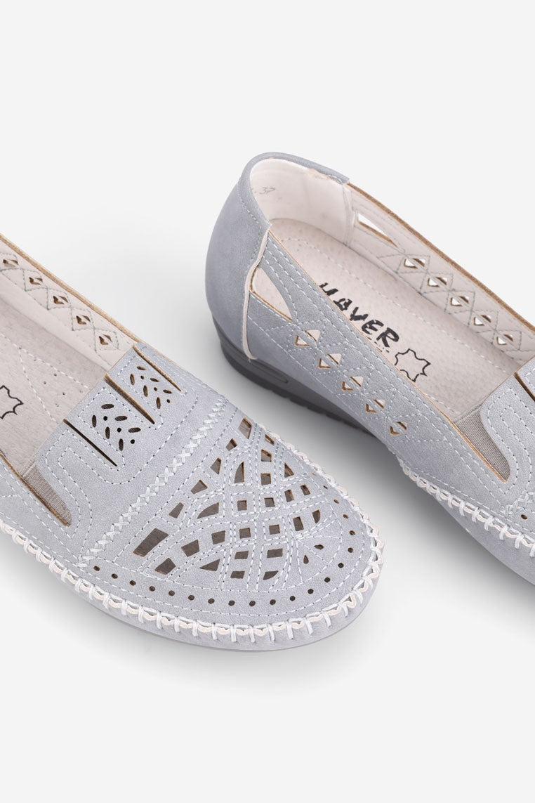 88ee4566802f9467f20e8dded1edd701