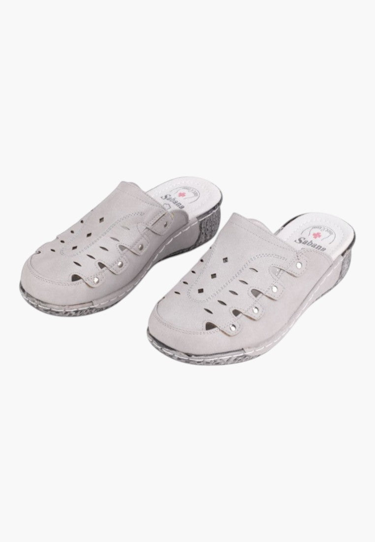 4b322e1a77f8dd3712e93d21e86bf93f