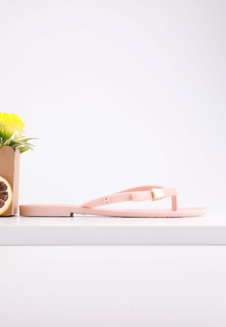 ddad98a5550dee7275392dc0aa41980e