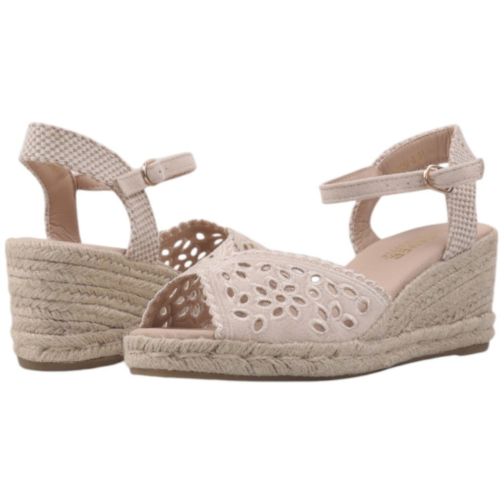 b36efcc3c6fa3699491c97c9c1390241