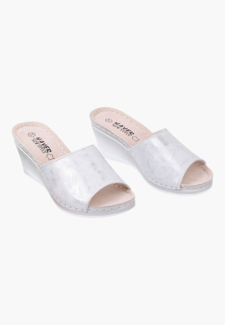 f74d52011625b87243541dc02c2755a5