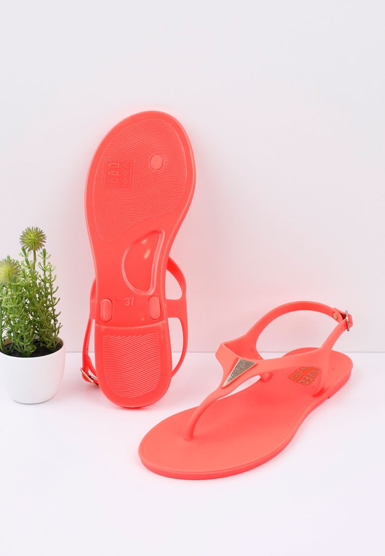 6bca0ded6c1d101d3168435ada4dd827