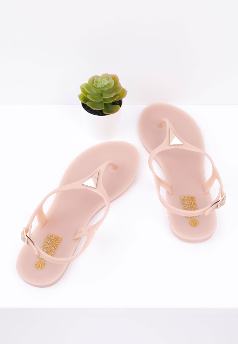 de72fefee505ea75861bd46f94004367