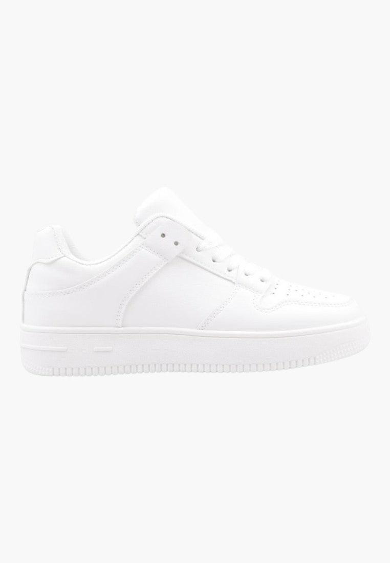 Front view of white sneakers with lace-up closure and logo detail.