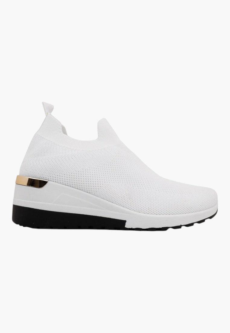 Białe sneakersy damskie z metaliczną wstawką, widok z boku