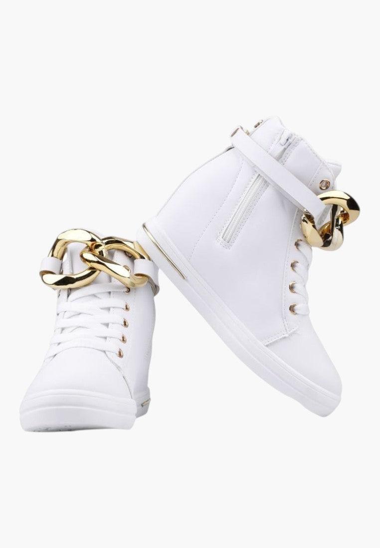Białe sneakersy damskie z wiązaniem i złotymi detalami, widok z przodu