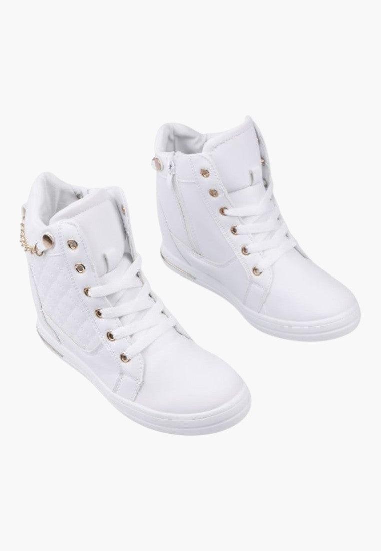 Białe sneakersy damskie z złotymi akcentami, widok z przodu