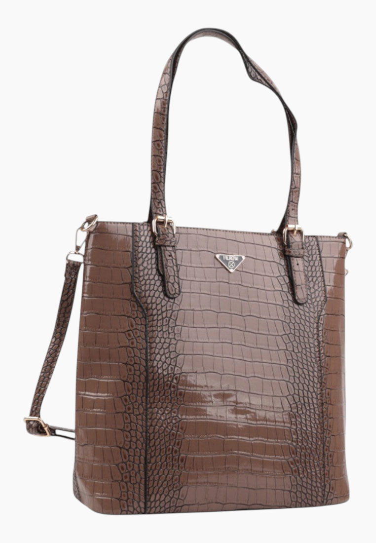 Front view of the brązowa torebka shopper z podwójnymi uchwytami na białym tle.
