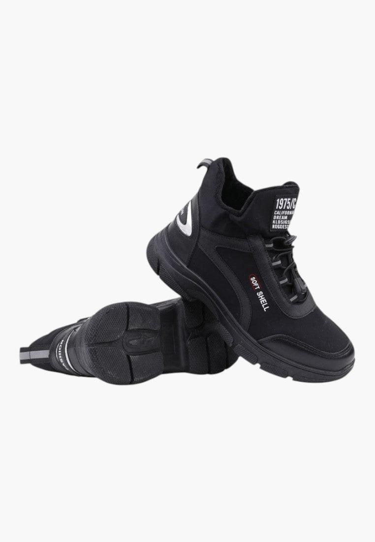 Czarne sneakersy botki damskie w stylu lifestyle, wygodne dopasowanie.