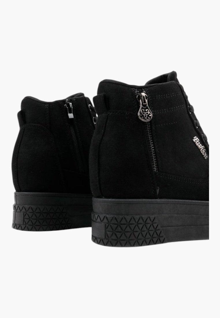 Czarne sneakersy damskie na koturnie z zamkiem błyskawicznym, widok z tyłu.