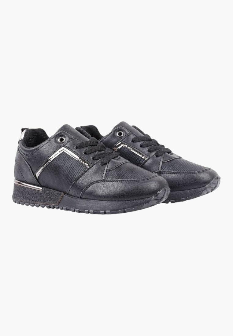 Widok z przodu czarnych sneakersów damskich z okrągłym noskiem.