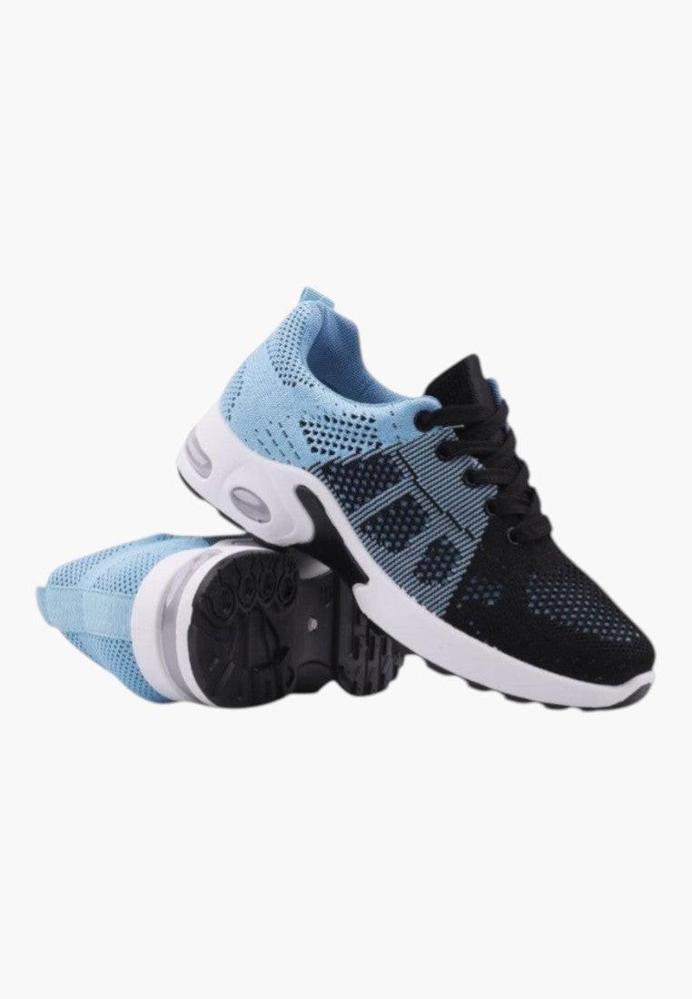 Czarne sneakersy damskie z tekstylnej cholewki, widok z boku