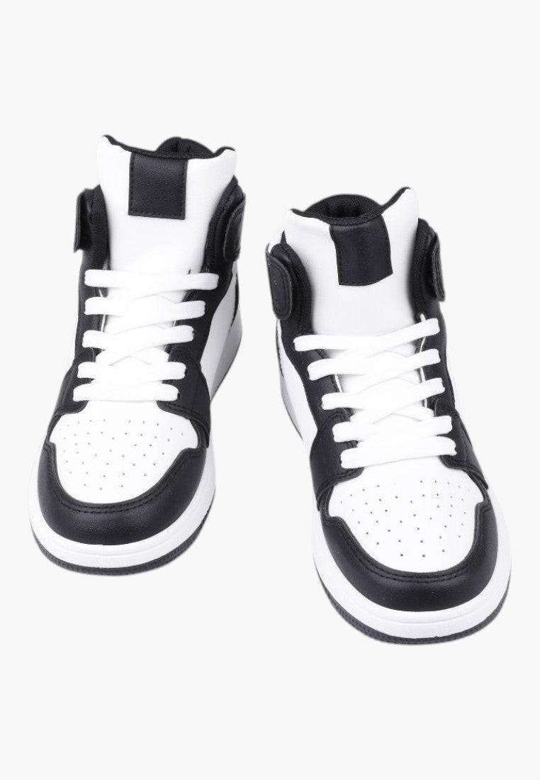 Czarno-białe sneakersy damskie z ekoskóry w stylu życia.