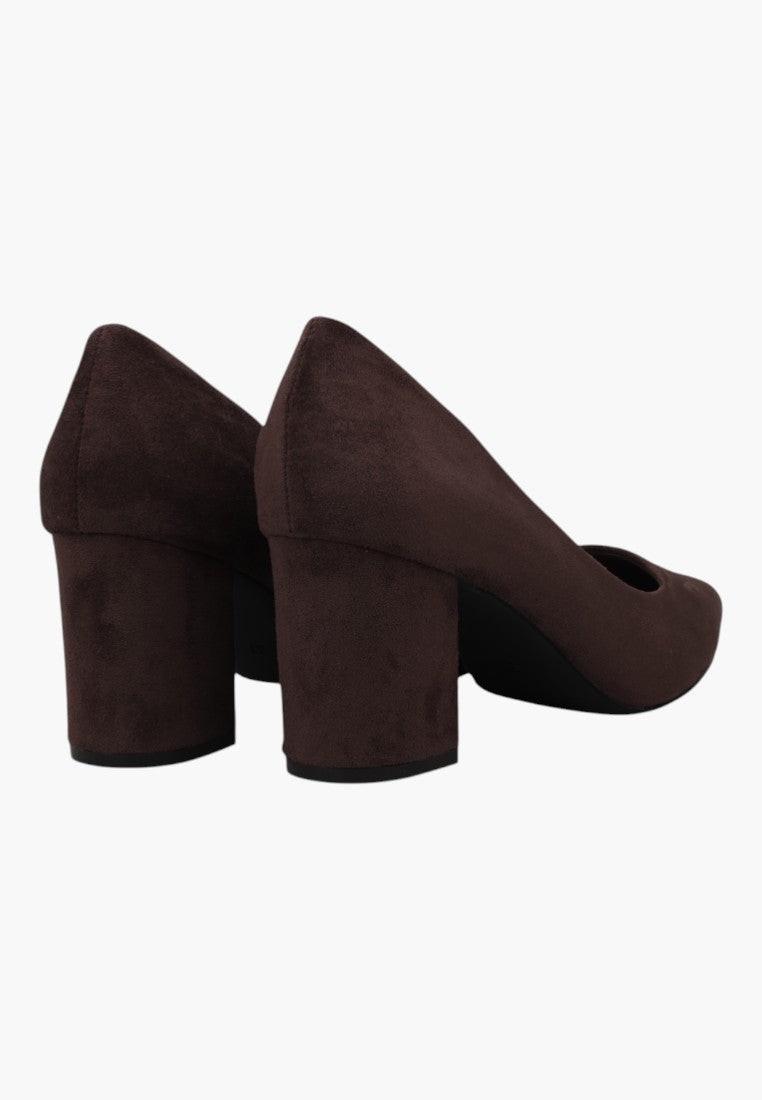 Widok tylny brązowych czółenek damskich z chunky heel i gładką teksturą