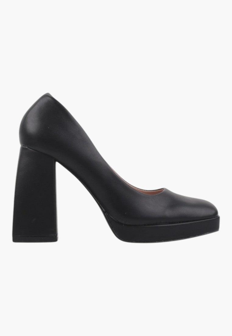 Czółenka damskie czarne z chunky heel, widok z góry