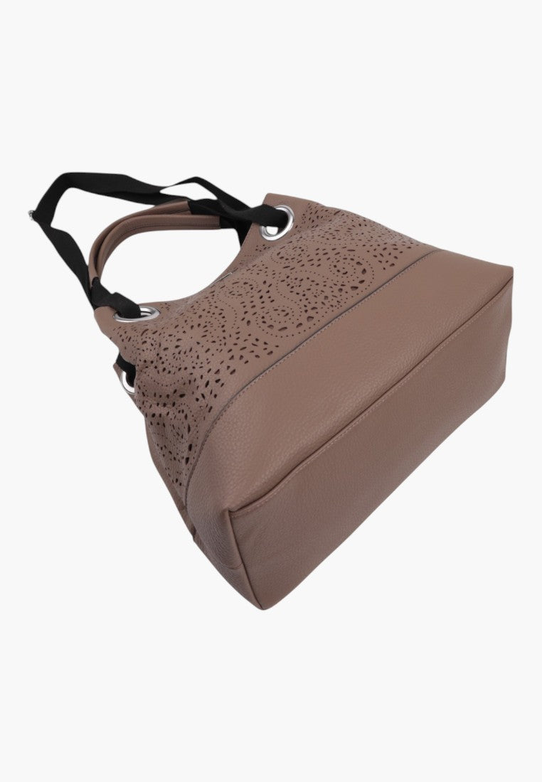 Tylny widok brązowej torebki shopper z ekoskóry z zamkiem.