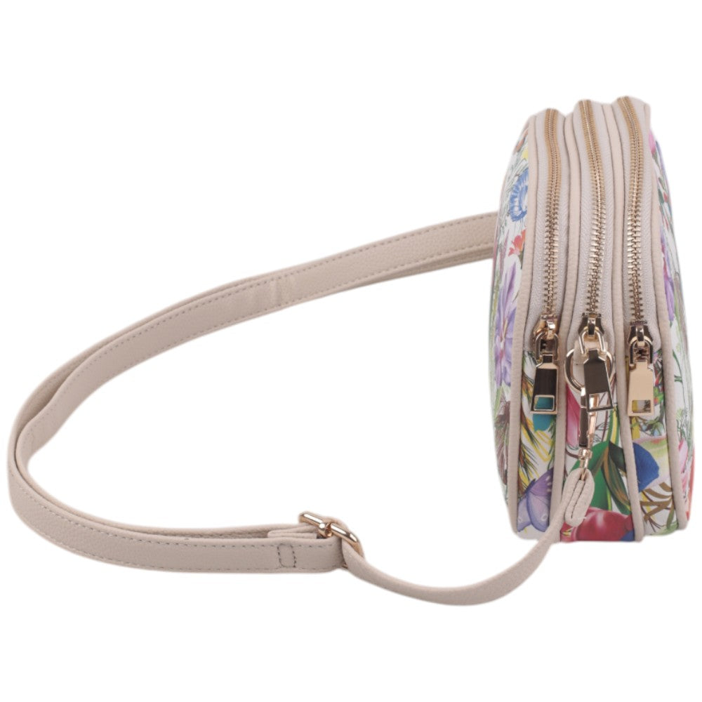 Bok torebki crossbody z kwiatowym wzorem, z trzema komorami.
