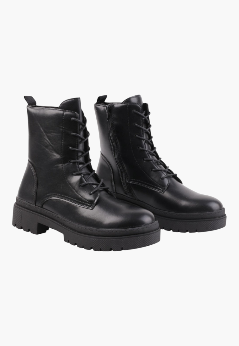 Falio black faux leather ankle boots with lace-up closure, round toe, and chunky lug sole for autumn and winter.