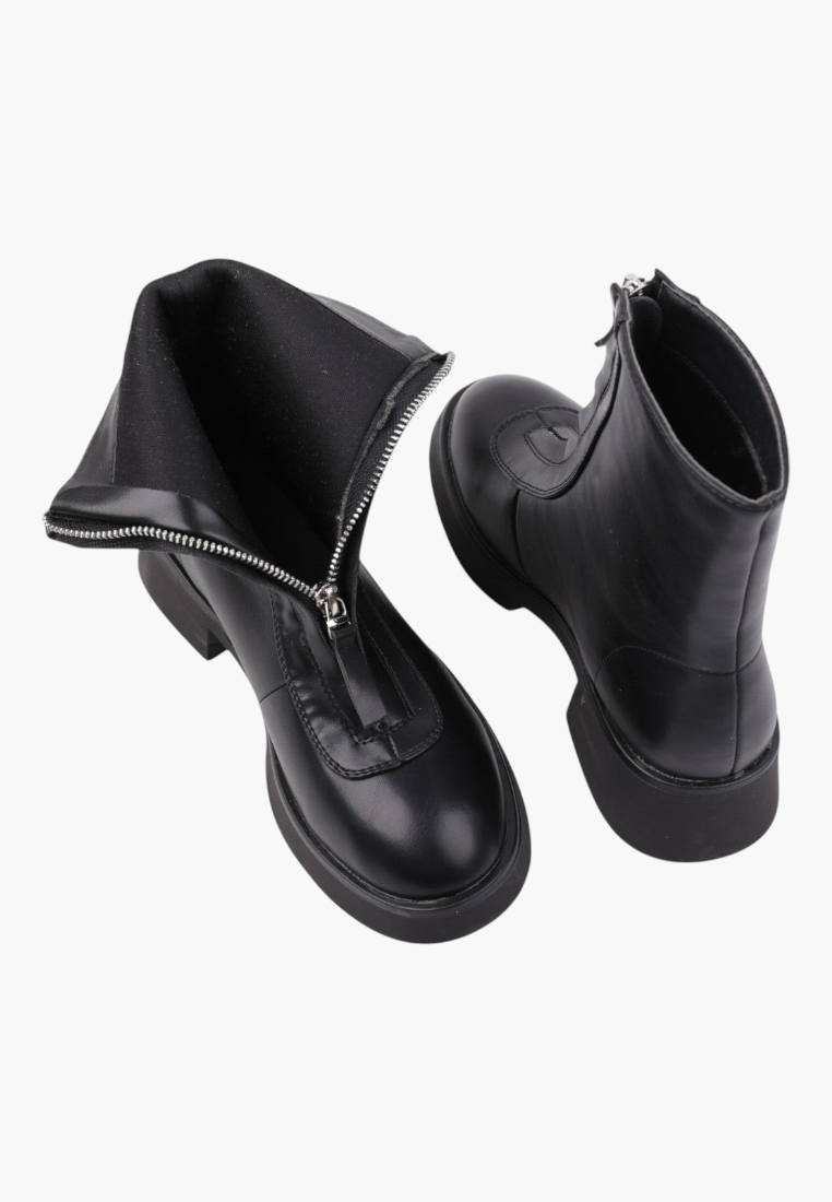 Falio black insulated women's ankle boots made of eco-leather with a front zipper closure