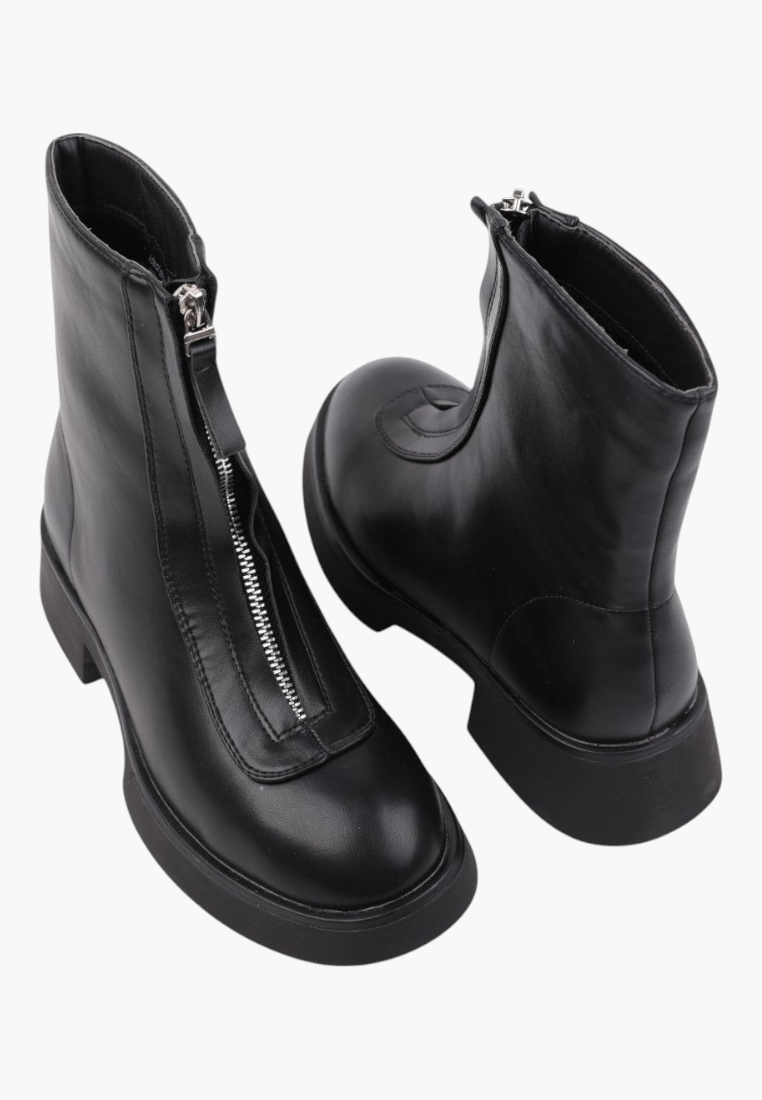 Falio black insulated ankle boots made of eco-leather with a front zipper closure and chunky platform sole