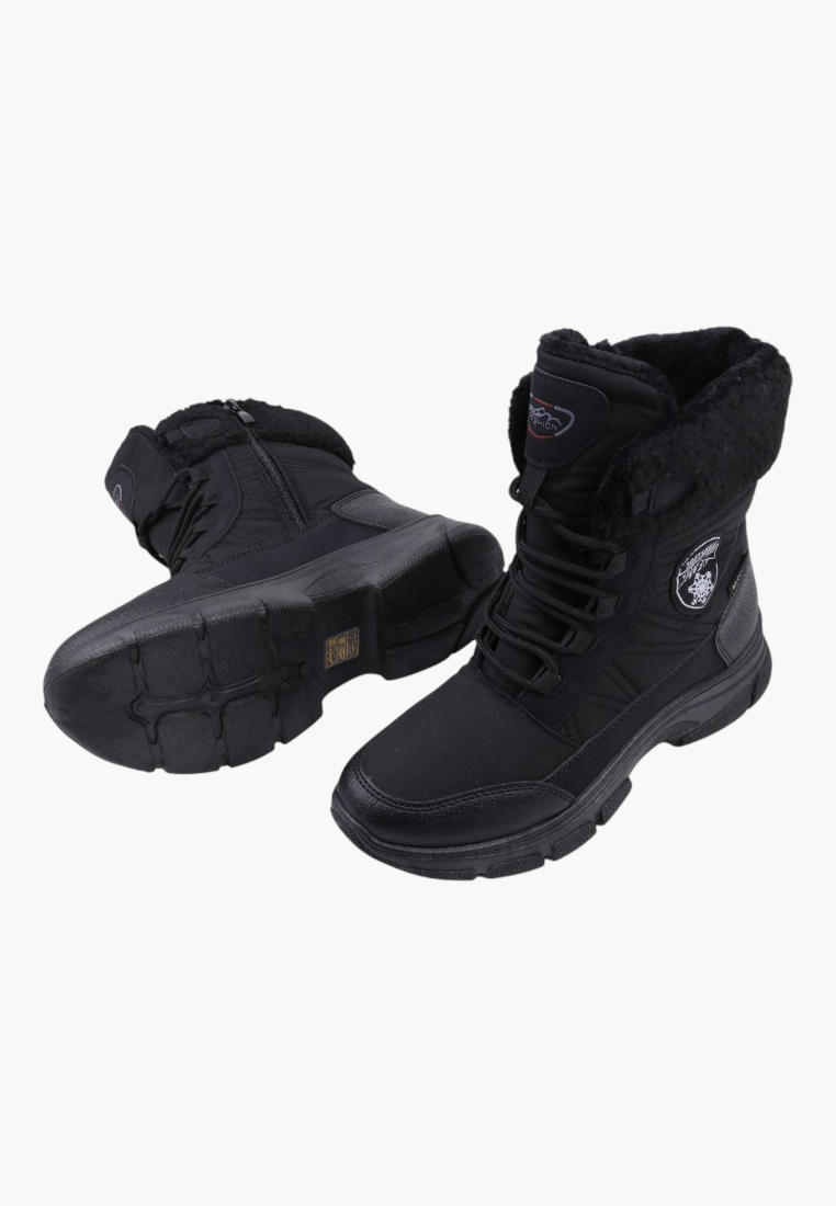 Falio black softshell women's snow boots with fleece lining, side zippers, and trekking soles for winter hiking.