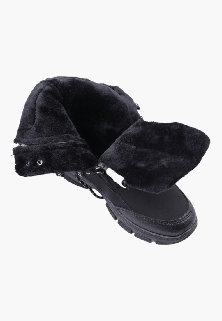 Falio black softshell snow boots with thick faux fur lining, front laces, side zipper, and chunky foam sole.