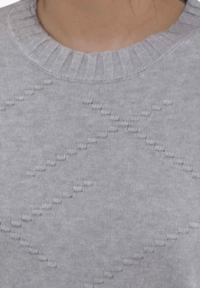Falio grey women's sweater with a round neckline and subtle diamond-patterned knit texture.