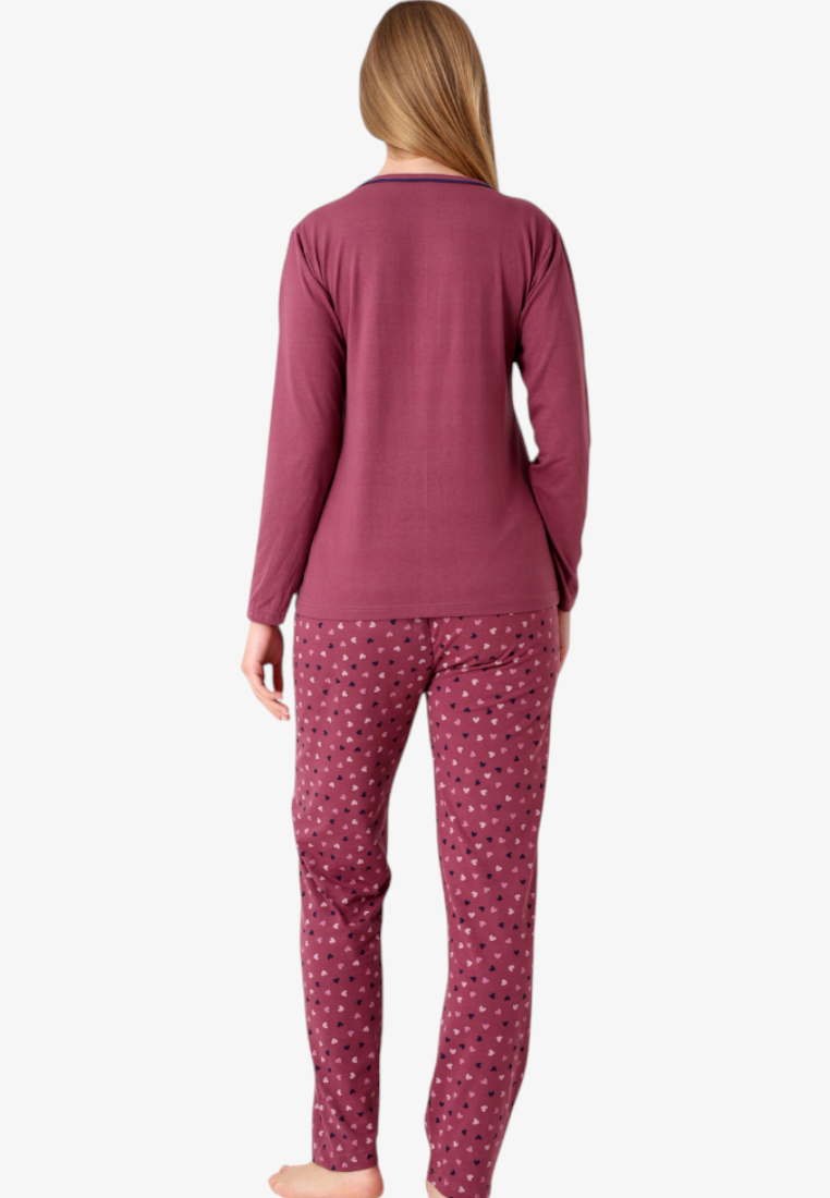 Falio women's insulated cotton pajama set with long sleeves and heart-patterned trousers, back view