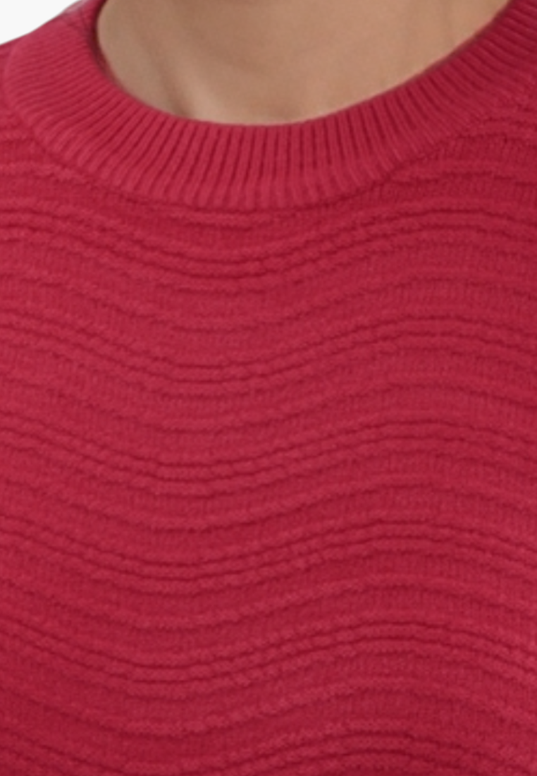 Falio red wool and cashmere blend sweater with a ribbed crew neckline and textured wavy knit pattern