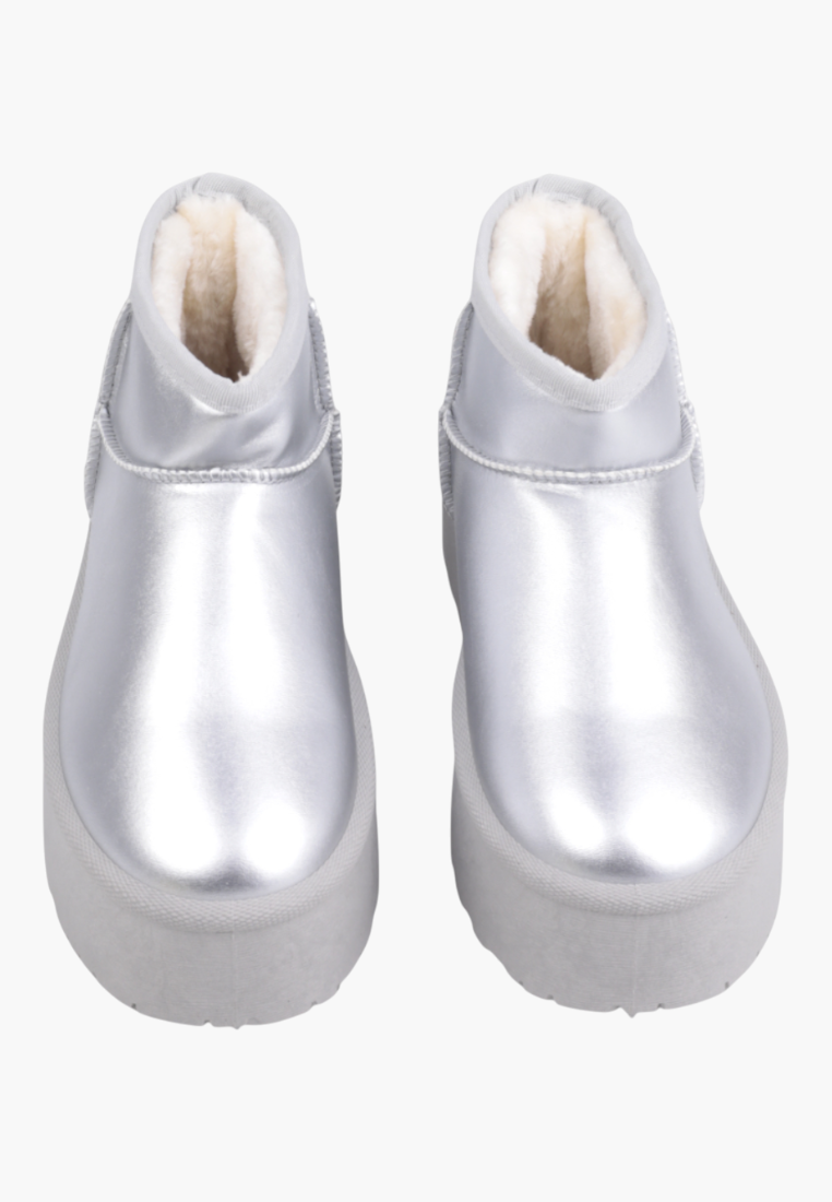 Falio silver faux leather slip-on winter boots with a thick platform sole and warm faux fur lining